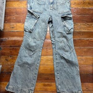Y2K type jeans
